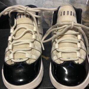 Jordan Kids Shoes - Black and White